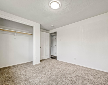 4418 Knotty Oaks Trail - Photo Thumbnail 36