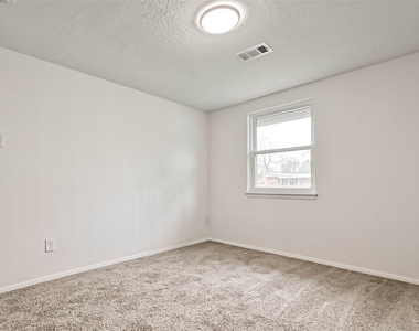 4418 Knotty Oaks Trail - Photo Thumbnail 31