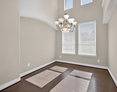 15303 Westland Gate Drive - Photo Thumbnail 8