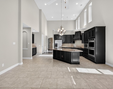 15303 Westland Gate Drive - Photo Thumbnail 27