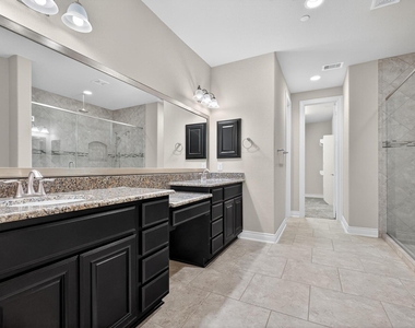 15303 Westland Gate Drive - Photo Thumbnail 13