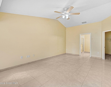1416 Martinez Street Se - Photo Thumbnail 13