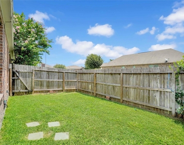 10514 Kentington Oak Drive - Photo Thumbnail 37