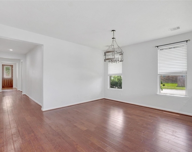 10514 Kentington Oak Drive - Photo Thumbnail 11