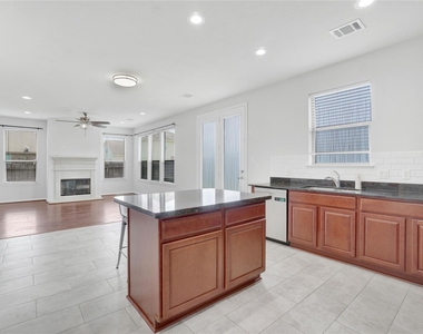 10514 Kentington Oak Drive - Photo Thumbnail 21