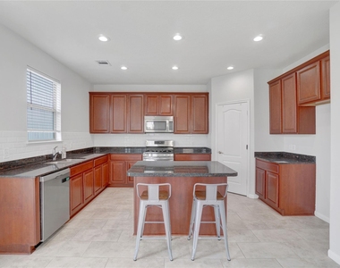 10514 Kentington Oak Drive - Photo Thumbnail 23