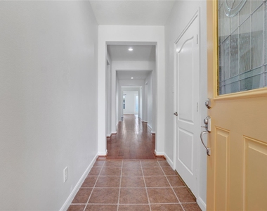 10514 Kentington Oak Drive - Photo Thumbnail 6