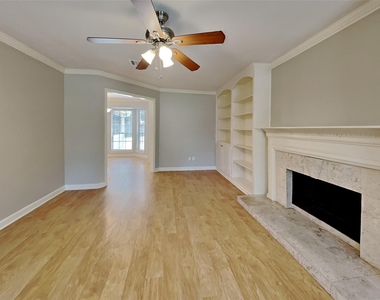 3918 Forest Village Drive - Photo Thumbnail 3