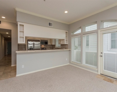 2701 Helena Street - Photo Thumbnail 3