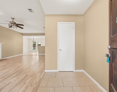 12318 Fetlock Drive - Photo Thumbnail 3