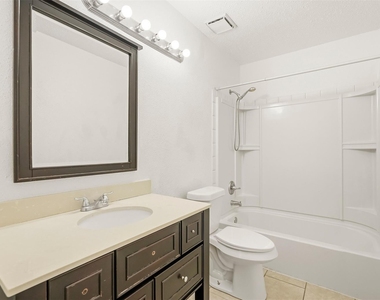 12318 Fetlock Drive - Photo Thumbnail 15
