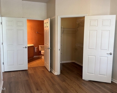 1626 Peregrine Circle - Photo Thumbnail 10
