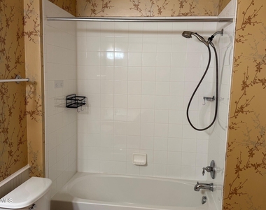 1626 Peregrine Circle - Photo Thumbnail 22