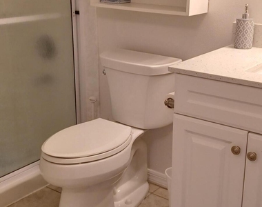 1860 N Atlantic Avenue - Photo Thumbnail 11