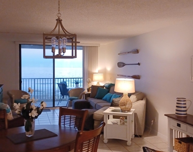 1860 N Atlantic Avenue - Photo Thumbnail 7