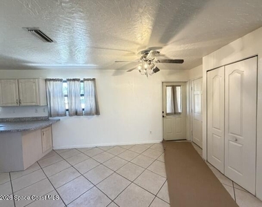 5963 Lord Street - Photo Thumbnail 7