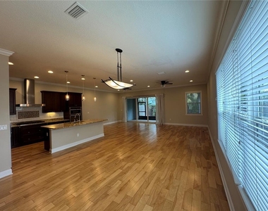 606 S Lincoln Avenue - Photo Thumbnail 17
