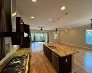 606 S Lincoln Avenue - Photo Thumbnail 8
