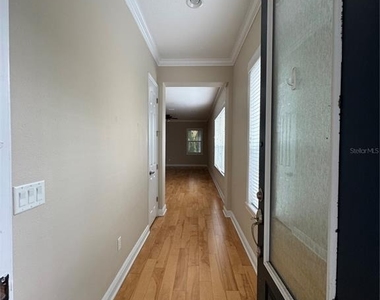 606 S Lincoln Avenue - Photo Thumbnail 5
