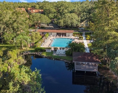 600 Summerhill Court - Photo Thumbnail 29