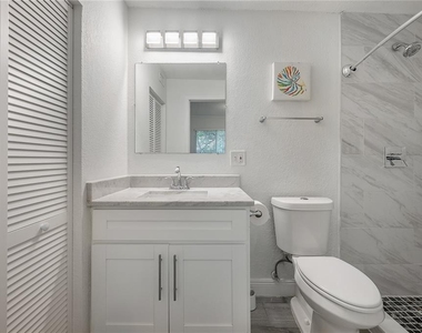 7204 N 15th Street - Photo Thumbnail 29