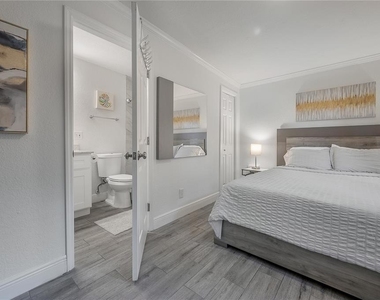 7204 N 15th Street - Photo Thumbnail 27