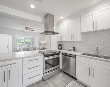 7204 N 15th Street - Photo Thumbnail 18