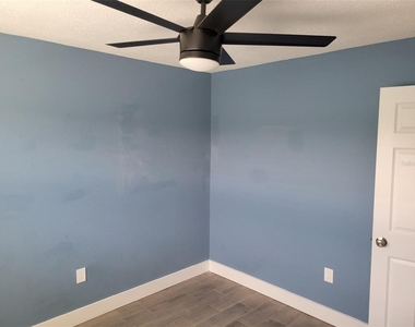 7650 Coquina Way - Photo Thumbnail 10