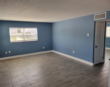 7650 Coquina Way - Photo Thumbnail 5