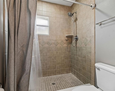 4009 Orangefield Place - Photo Thumbnail 22