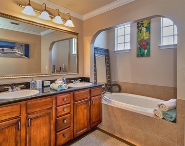 6211 S Macdill Avenue - Photo Thumbnail 24