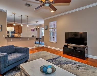 6211 S Macdill Avenue - Photo Thumbnail 8