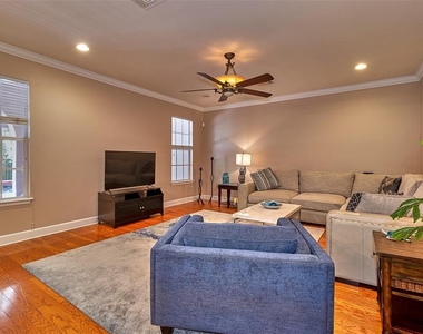 6211 S Macdill Avenue - Photo Thumbnail 6