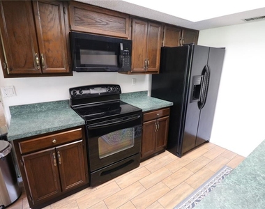 5439 Lady Bug Ln - Photo Thumbnail 15