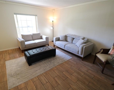 5439 Lady Bug Ln - Photo Thumbnail 4