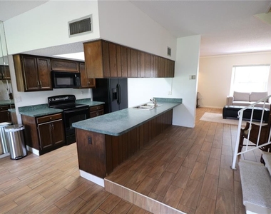 5439 Lady Bug Ln - Photo Thumbnail 12
