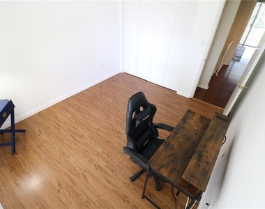 5439 Lady Bug Ln - Photo Thumbnail 43