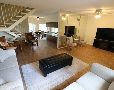 5439 Lady Bug Ln - Photo Thumbnail 6