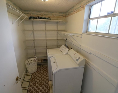 5439 Lady Bug Ln - Photo Thumbnail 19
