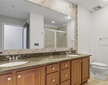 449 S 12th Street - Photo Thumbnail 14
