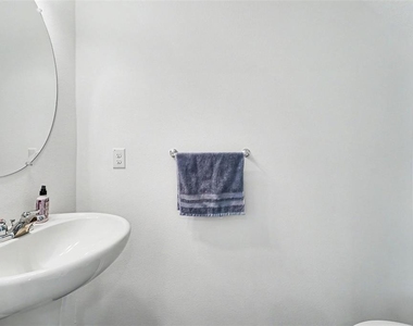 4458 Banjo Lake Road - Photo Thumbnail 13