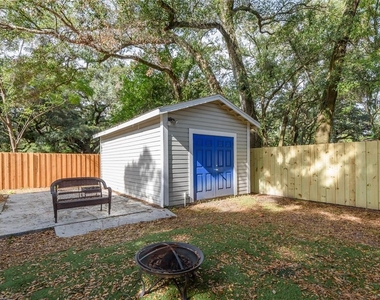 806 E Hamilton Avenue - Photo Thumbnail 18