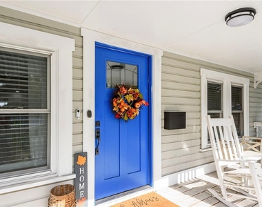 806 E Hamilton Avenue - Photo Thumbnail 2