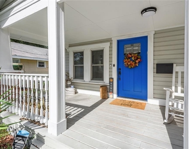 806 E Hamilton Avenue - Photo Thumbnail 4