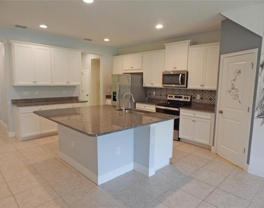 10115 Newel Valley Loop - Photo Thumbnail 5