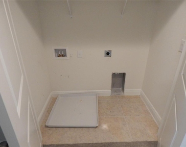10115 Newel Valley Loop - Photo Thumbnail 19