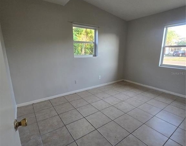 6334 Talbot Circle - Photo Thumbnail 11