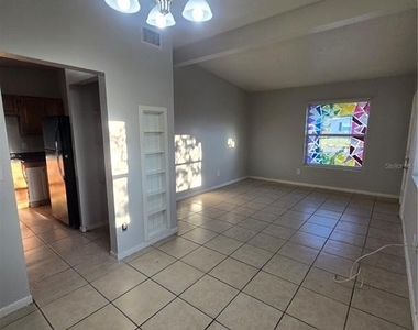 6334 Talbot Circle - Photo Thumbnail 3