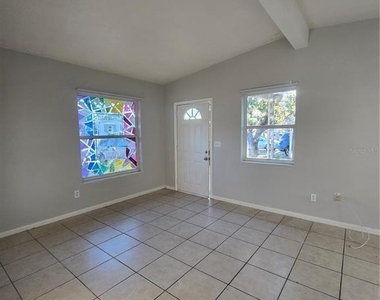 6334 Talbot Circle - Photo Thumbnail 5