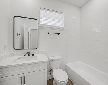 1905 E 23rd Avenue - Photo Thumbnail 19